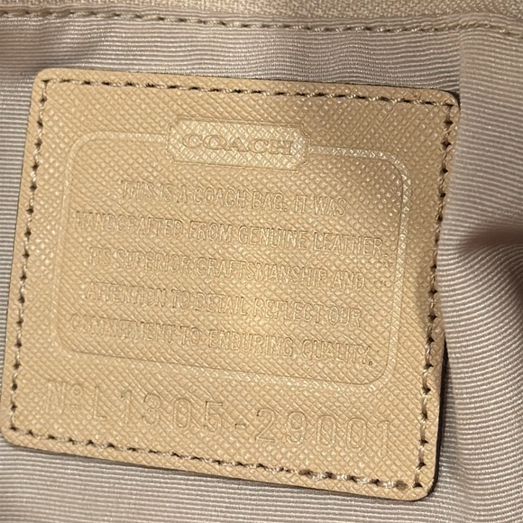 Coach Bag Madison Satchel Bag - Picture 14 of 17